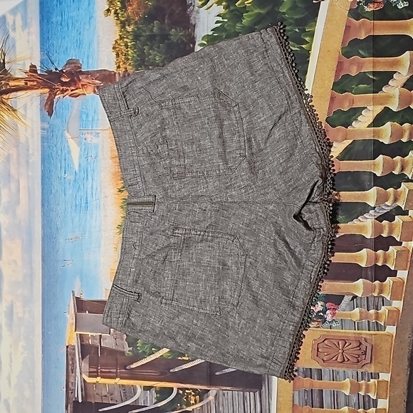 Democracy Brown Shorts‎ Size 6 - Picture 4 of 5